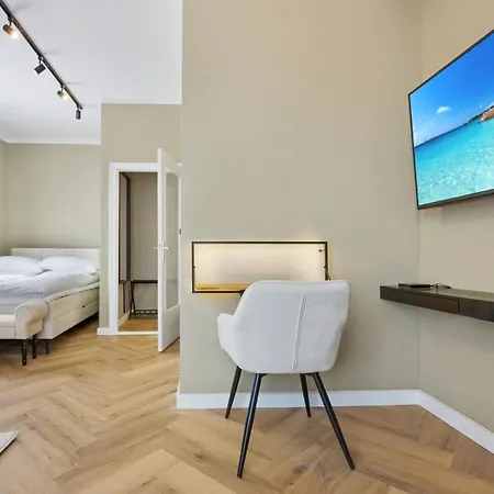 The Rise - Premium Studio-hbf-messe- Buergerweide-citygate-oevb Arena * Bremen