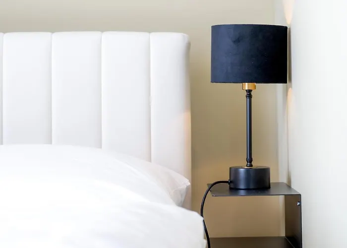 The Rise - Premium Studio-hbf-messe- Buergerweide-citygate-oevb Arena Apartment